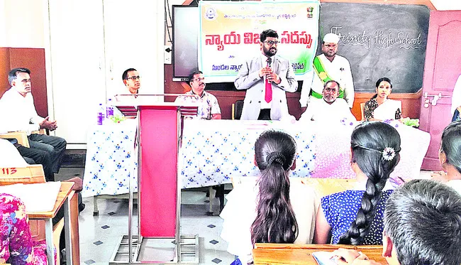 నేటి బాలలే రేపటి పౌరులు