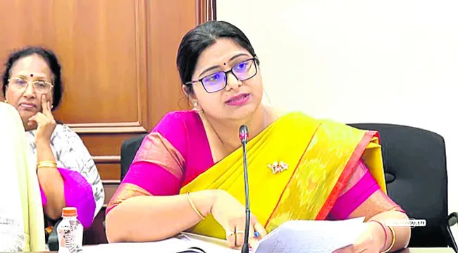 వరదల నివారణకు చర్యలు తీసుకోండి