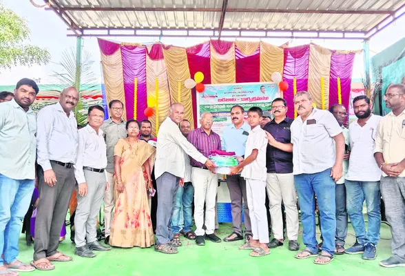 ప్రభుత్వ పాఠశాలల్లోనే నాణ్యమైన విద్య