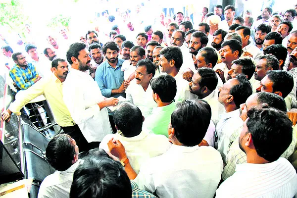 ఏడాది పాలన అంతా మోసం 