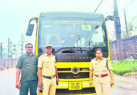 10 ప్రైవేటు బస్సుల సీజ్