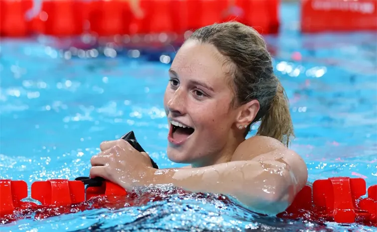 Canada Swimmer McIntosh Sets Third World Record In Five Days Span1