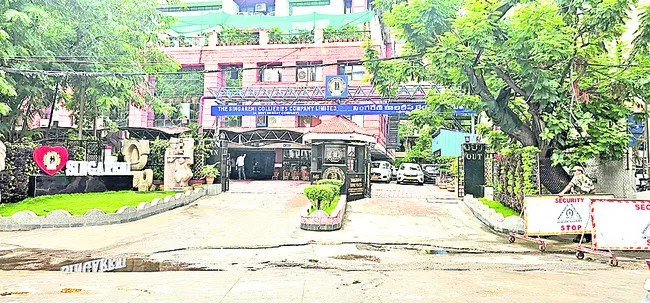 పకడ్బందీగా పాలన