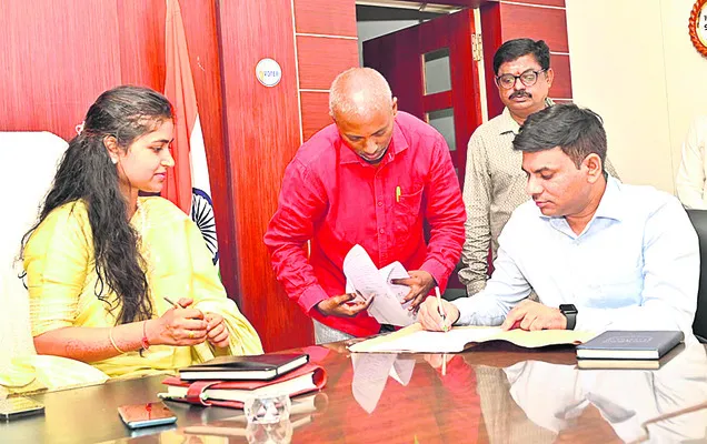 గాడిన పెట్టాల్సిందే!