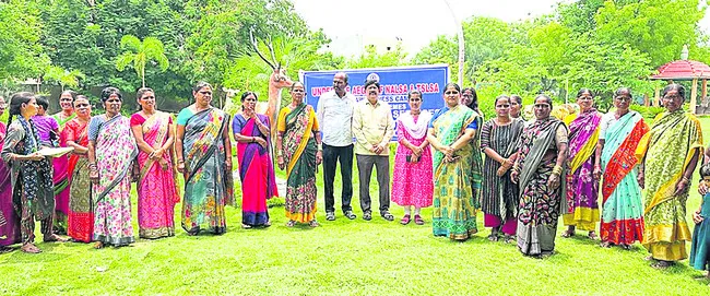 వయోవృద్ధుల రక్షణకు చట్టాలు