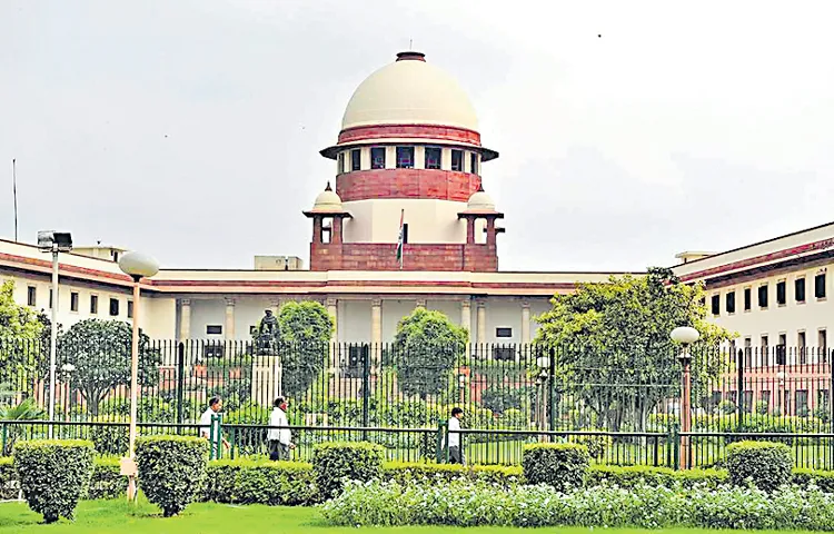 Supreme Court gives a big shock to Chandrababu Naidu government