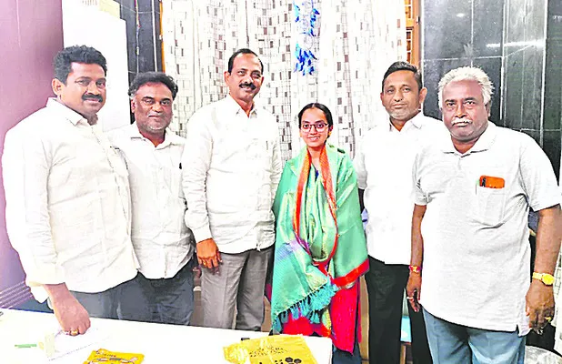 నీట్ ర్యాంకర్ వసీమా అందరికీ స్ఫూర్తిదాయకం