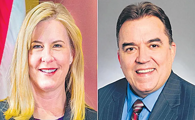US politician and husband killed, others injured1