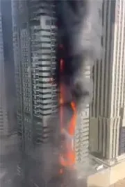 Huge Fire Breaks Out Dubai 67-Storey Building9
