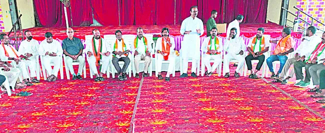 పార్టీ పటిష్టతకు కృషి చేయాలి