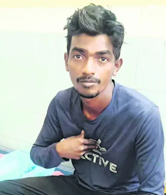 డబ్బు కోసం సొంత బిడ్డ విక్రయం!