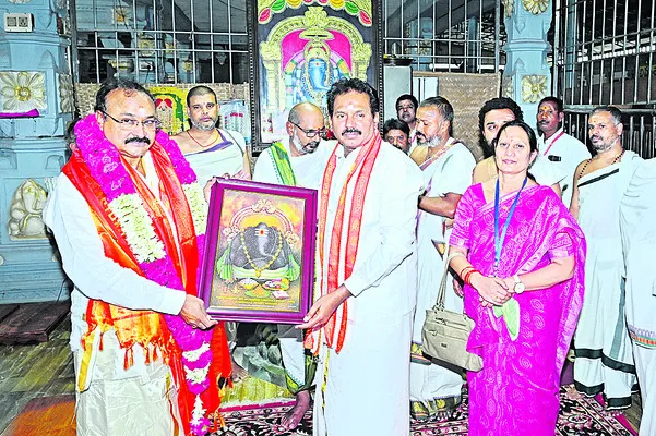 తహసీల్దార్ బదిలీల్లో అన్యాయం