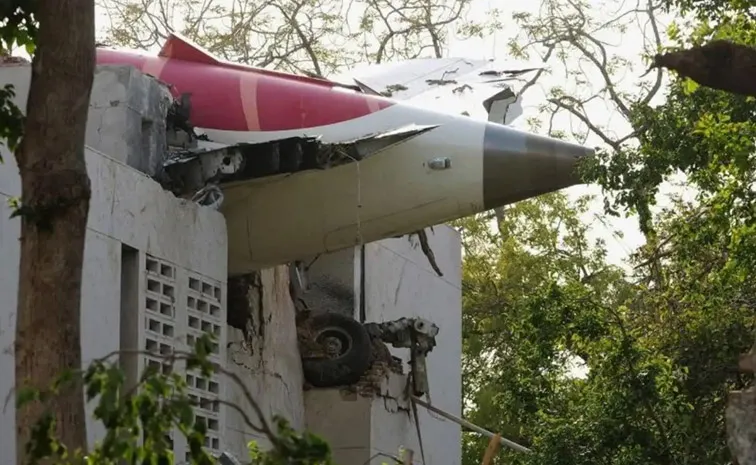 Boeing Experts in Ahmedabad to Analyse Details