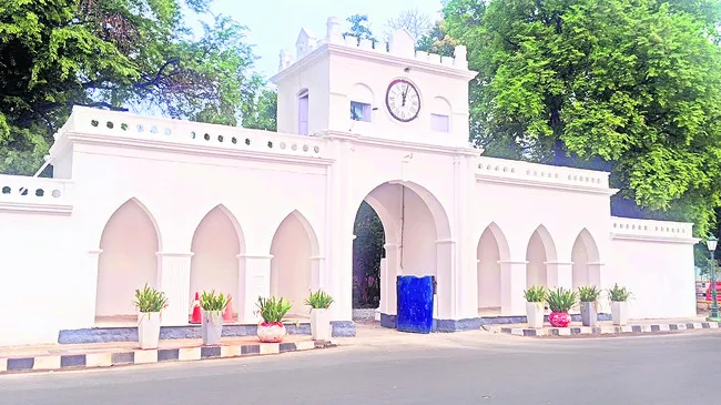 1886లో నిజాం కాలంలో నిర్మాణం..