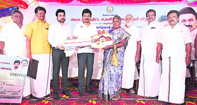 విస్తృతంగా పథకాల అమలు