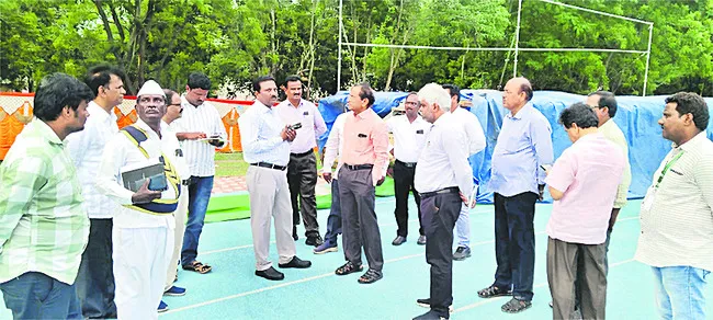 శారీరక, మానసిక ఆరోగ్యానికి యోగా దోహదం