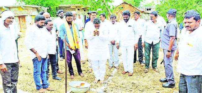 స్థానిక సంస్థల ఎన్నికలకు సన్నద్ధం కావాలి
