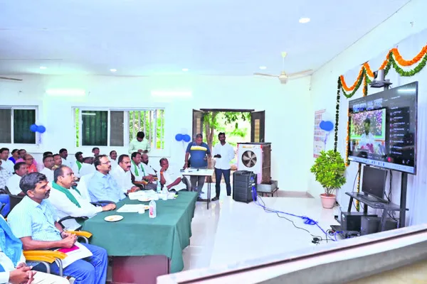 ‘రైతునేస్తం’ సద్వినియోగం చేసుకోవాలి