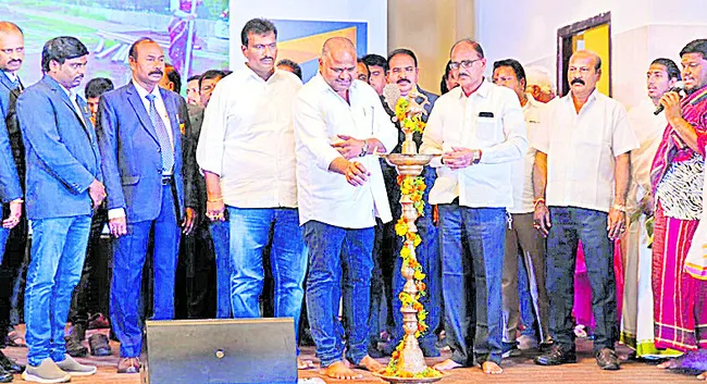 శ్రీభ్రమర హోమ్స్ నూతన వెంచర్ ప్రారంభం