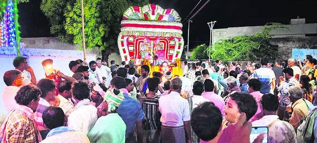 వైభవంగా వెంగమాంబ గ్రామోత్సవం