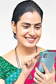 top 10 latest smartphones under Rs 10000 in India5