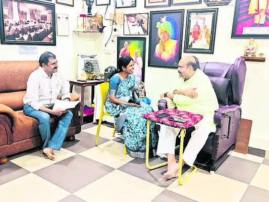 సుందర