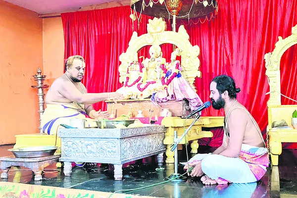 నేత్రపర్వంగా రామయ్య నిత్యకల్యాణం
