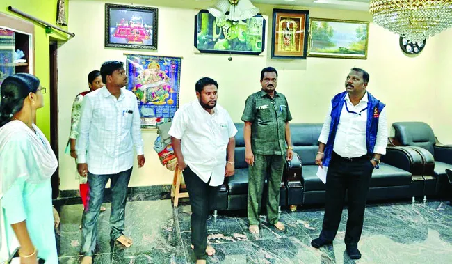 డబ్బు
