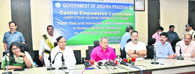 కొల్లేరు సమస్యలను సుప్రీంకు నివేదిస్తాం