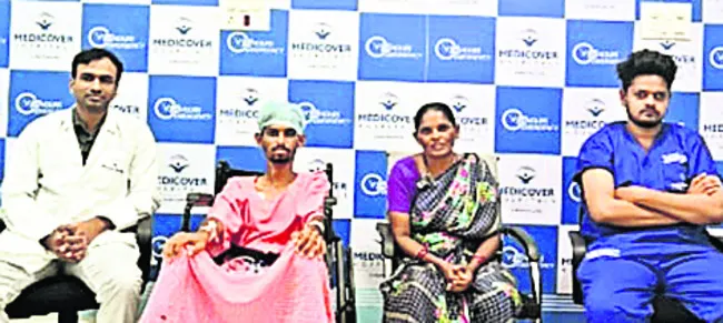మెడికవర్లో అరుదైన శస్త్రచికిత్స