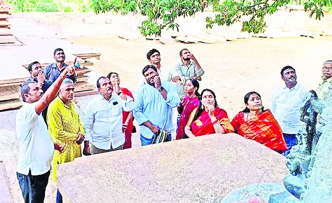 మైనర్