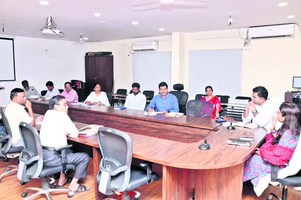 రుచికరమైన భోజనం అందించాలి