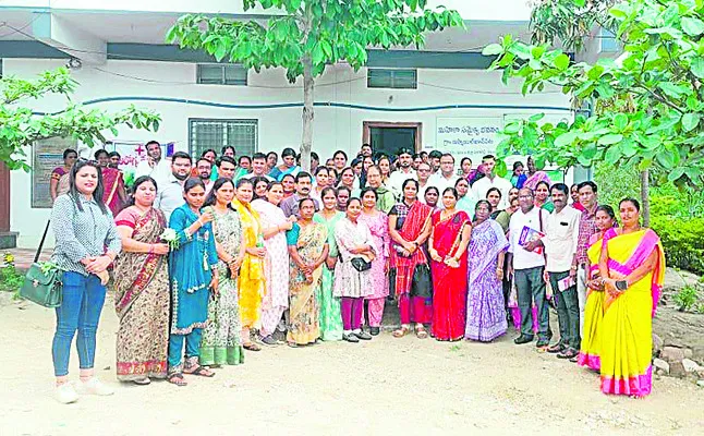 సీఏం రేవంత్రెడ్డి చిత్ర పటానికి పాలభిషేకం