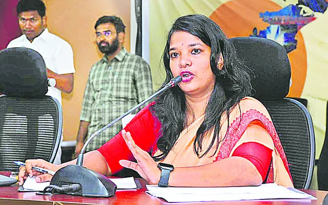భూ సేకరణను వేగవంతం చేయండి