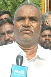 YSRCP Naga Malleswara Rao Father Sad Comments7