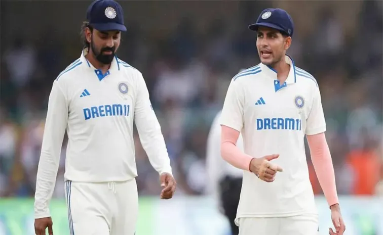 Ravi Shastri Names His Ideal Playing XI For The Opening Test VS England