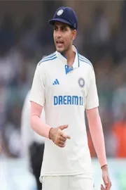 Ravi Shastri Names His Ideal Playing XI For The Opening Test VS England1