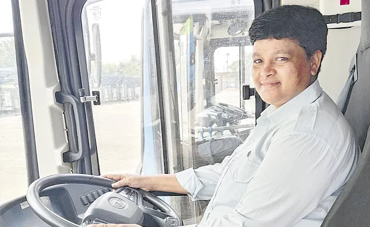 TGSRTC First Women Bus Driver Saritha Naik