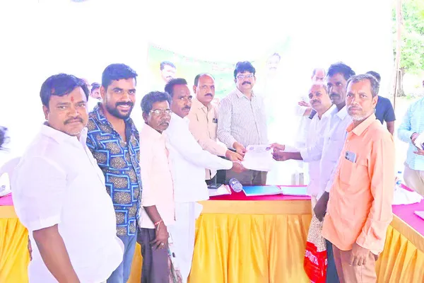 భూ భారతితో సమస్యలు సత్వర పరిష్కారం