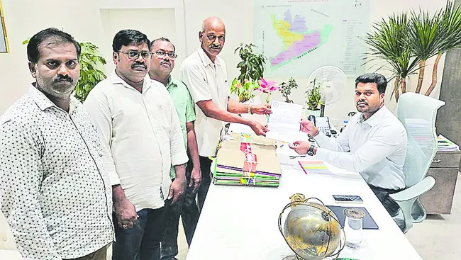 ‘దీవెన’ బకాయిలు విడుదల చేయండి