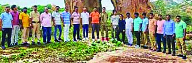ఎలుగుబంటి అభయారణ్యం పరిశీలన