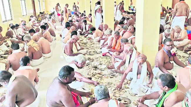 శ్రీవారి హుండీ ఆదాయం రూ.3.68 కోట్లు 