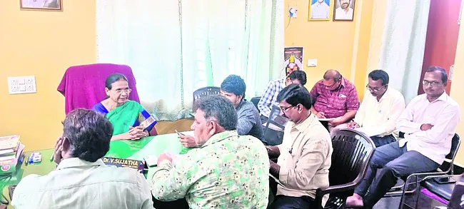 ఏఎన్‌ఎం బదిలీల్లో సిఫార్సు లేఖలు 