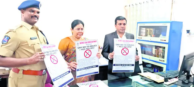 మాదకద్రవ్యాల వినియోగంతో అనర్థం