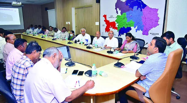 సత్యసాయి కీర్తి ఎల్లలు దాటాలి 
