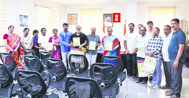 యోగాను జీవితంలో భాగం చేసుకోవాలి