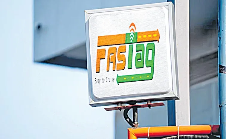 Nitin Gadkari announces FASTag annual pass at Rs 3,000