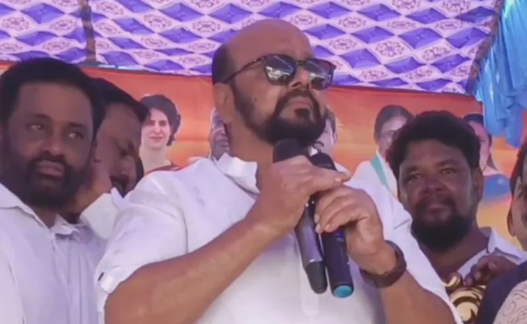 Minister Konda Surekha Husband Murali Makes Sensational Comments