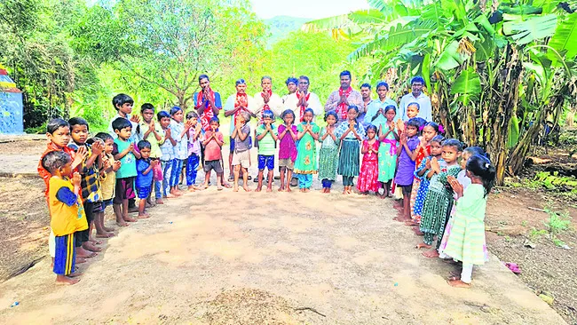 మీకు దండాలు.. దయచేసి చదువును దూరం చేయొద్దు