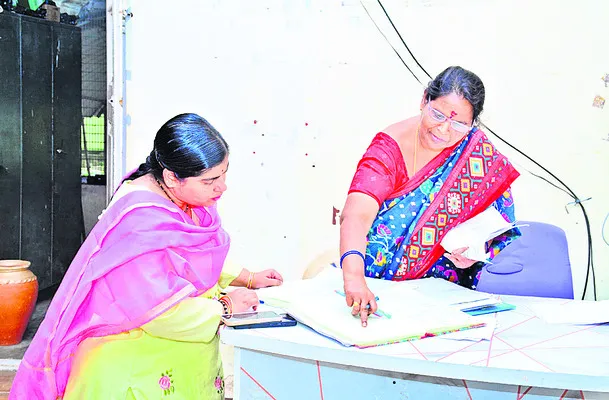 కాల్సెంటర్ ఆకస్మిక తనిఖీ